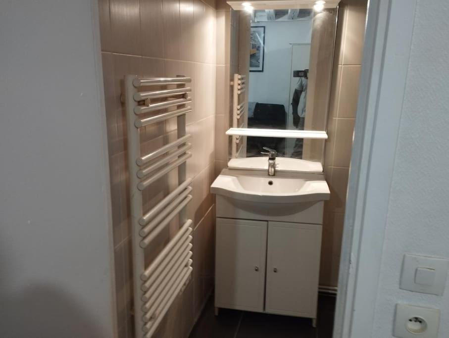 Studio Equipe Proche Aeroport Paris Cdg Apartman Vemars Kültér fotó